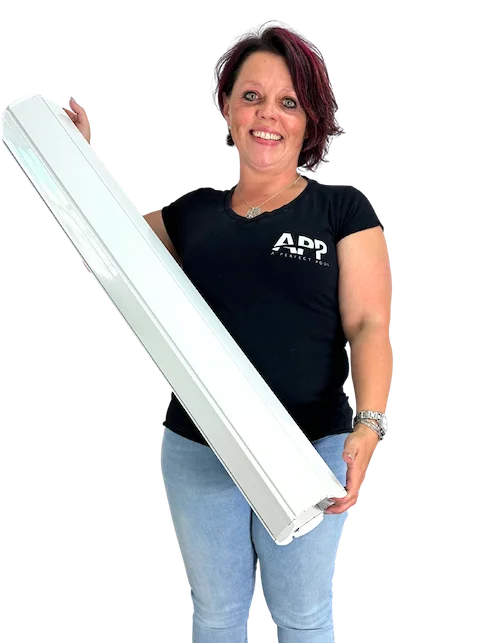 half ingegraven zwembadspecialist Ashley van Kemena